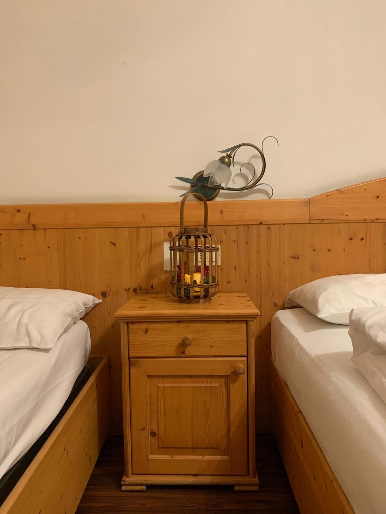 Garni Bonsai Bed & Breakfast Пинцоло Екстериор снимка