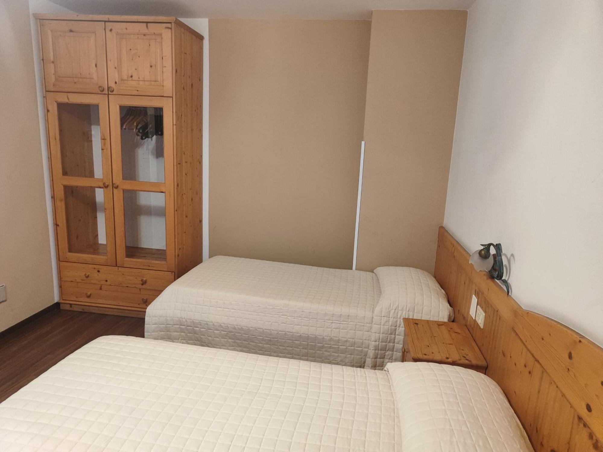 Garni Bonsai Bed & Breakfast Пинцоло Екстериор снимка