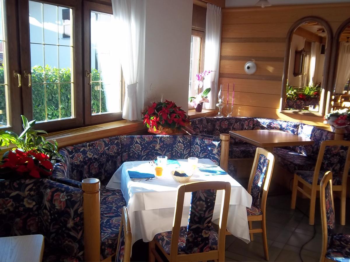 Garni Bonsai Bed & Breakfast Пинцоло Екстериор снимка